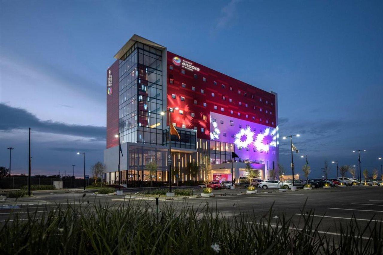 Ramada Encore By Wyndham Puebla de Zaragoza Esterno foto