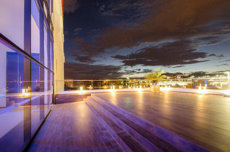 Ramada Encore By Wyndham Puebla de Zaragoza Esterno foto
